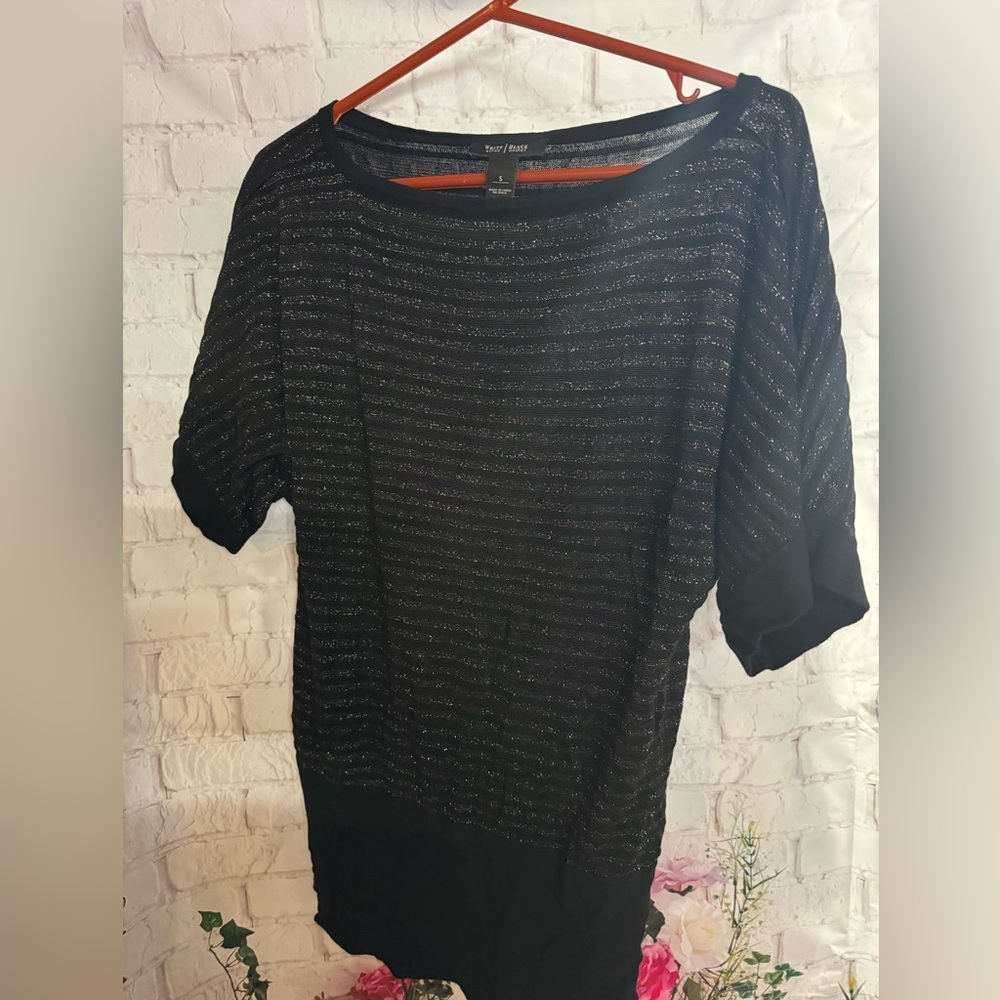 White House Black Market Black and Silver Knit Top